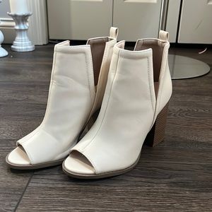 Pink Lily Beth Cream Open Toed Booties